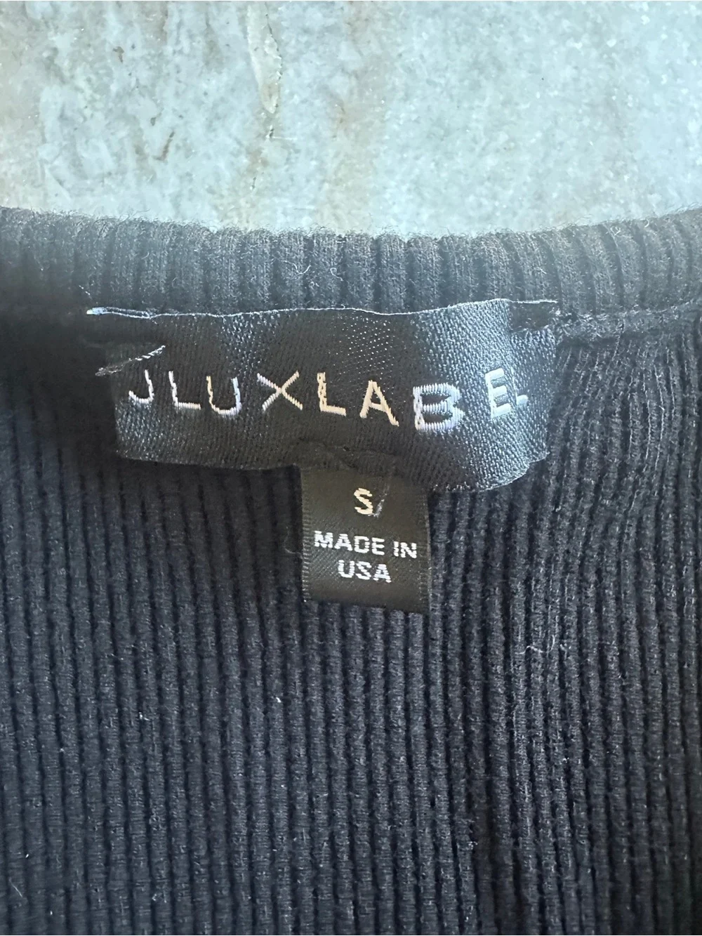 JLUXLABEL Black Ribbed Notch-Neck Too - Picture 2 of 4